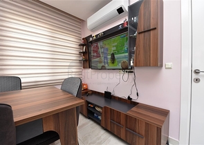 قريبة من شاطئ كليوباترا - دوبلكس 3 غرف وصالة -في مركز الانيا 