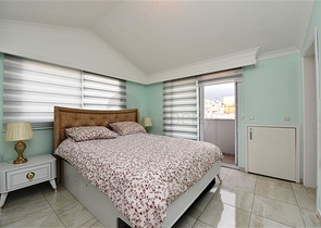 قريبة من شاطئ كليوباترا - دوبلكس 3 غرف وصالة -في مركز الانيا 