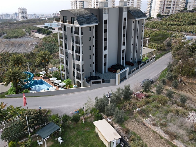 شقق ضمن مجمع سكني قيد الانشاء -في مهموتلار / الانيا 