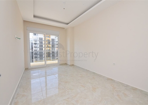 مجمع حديث -شقة 1+1 - في مهموتلار / الانيا 