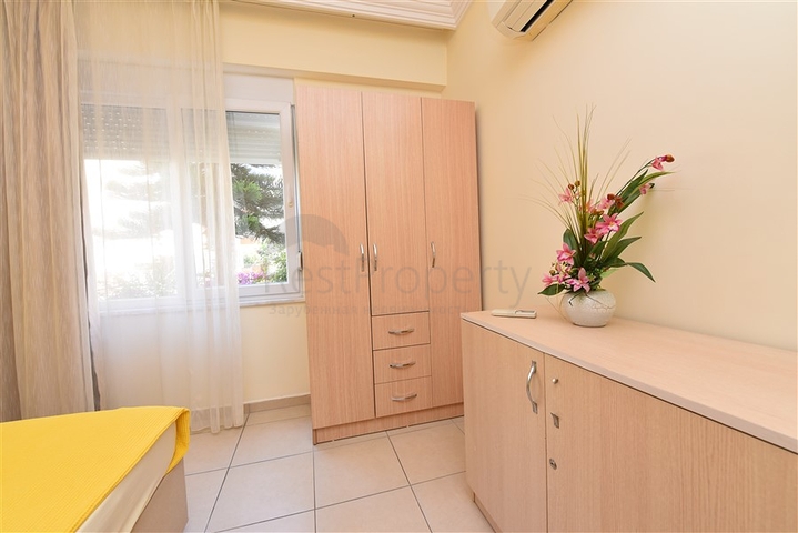 موقع مميز -شقة 1+1 - مفروشة -في مركز الانيا 