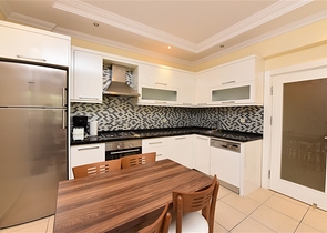 موقع مميز -شقة 1+1 - مفروشة -في مركز الانيا 