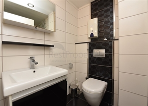 موقع مميز -شقة 1+1 - مفروشة -في مركز الانيا 