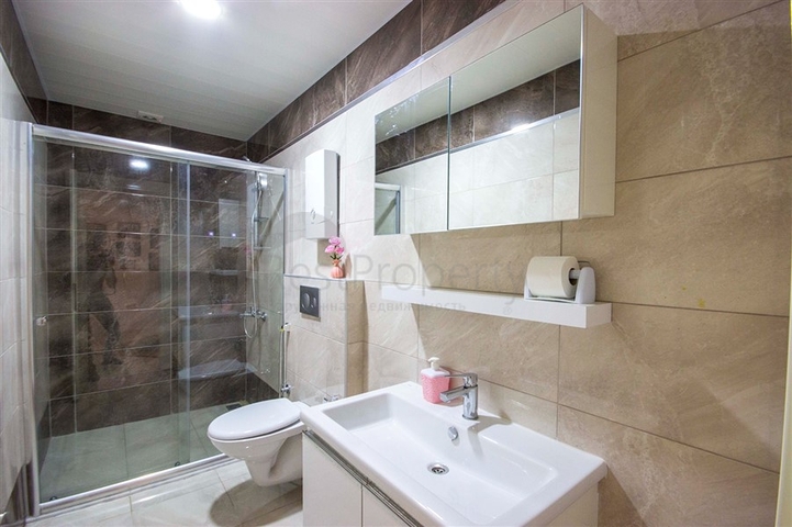 مجمع فاخر -دوبلكس 4 غرف وصالة -مفروشة -في كاستل / الانيا 