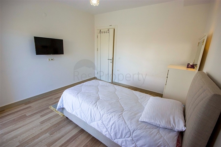 مجمع فاخر -دوبلكس 4 غرف وصالة -مفروشة -في كاستل / الانيا 