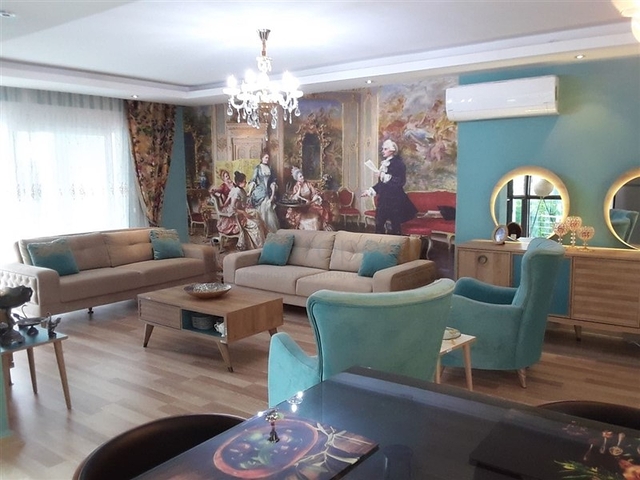 مجمع فاخر -دوبلكس 4 غرف وصالة -مفروشة -في كاستل / الانيا 