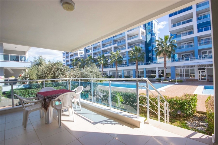 مجمع فاخر -دوبلكس 4 غرف وصالة -مفروشة -في كاستل / الانيا 