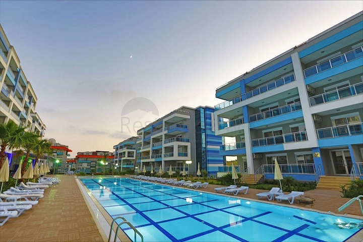 مجمع فاخر -دوبلكس 4 غرف وصالة -مفروشة -في كاستل / الانيا 