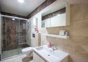 مجمع فاخر -دوبلكس 4 غرف وصالة -مفروشة -في كاستل / الانيا 