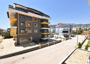 مجمع سكني جديد -شقة 3 غرف وصالة - في اوبا / الانيا 