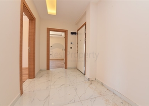 مجمع سكني جديد -شقة 3 غرف وصالة - في اوبا / الانيا 