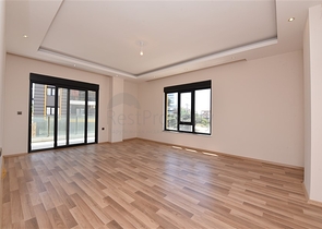 مجمع سكني جديد -شقة 3 غرف وصالة - في اوبا / الانيا 