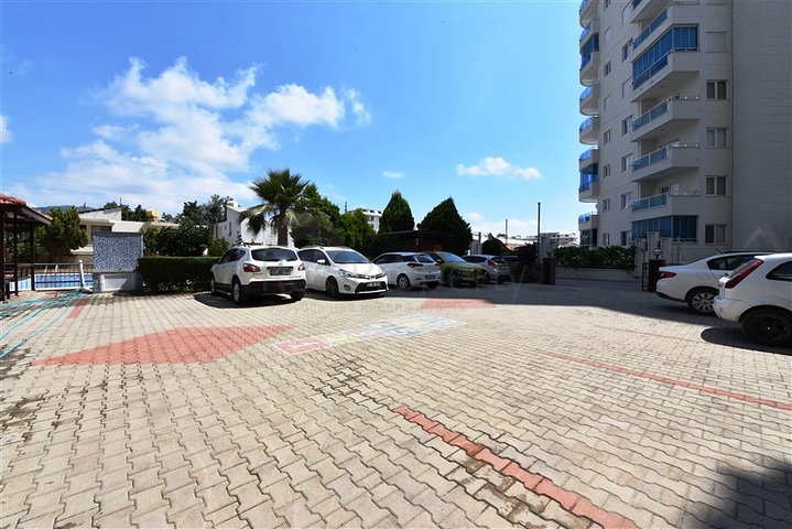 اطلالة بحر وجبل - دوبلكس عائلية واسعة -تصميم 3 غرف نوم وصالتين -في مهموتلار / الانيا 