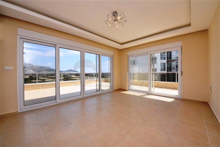 اطلالة بحر وجبل - دوبلكس عائلية واسعة -تصميم 3 غرف نوم وصالتين -في مهموتلار / الانيا 