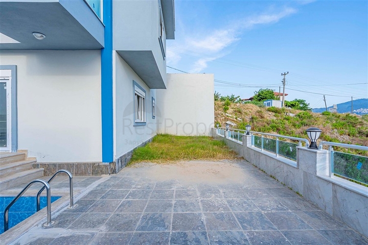 اطلالة بحر - فيلا مستقلة -مسبح خاص -جديدة -في كارجي جاك / الانيا 