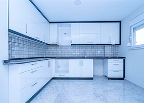 اطلالة بحر - فيلا مستقلة -مسبح خاص -جديدة -في كارجي جاك / الانيا 