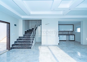 اطلالة بحر - فيلا مستقلة -مسبح خاص -جديدة -في كارجي جاك / الانيا 