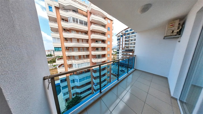 تصميم انيق -شقة 2 غرفة وصالة -قريبة من البحر -في مهموتلار / الانيا 