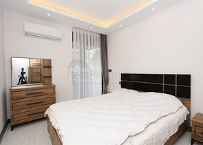 موقع مميز -مجمع سكني جديد -شقة غرفة وصالة في مركز الانيا 