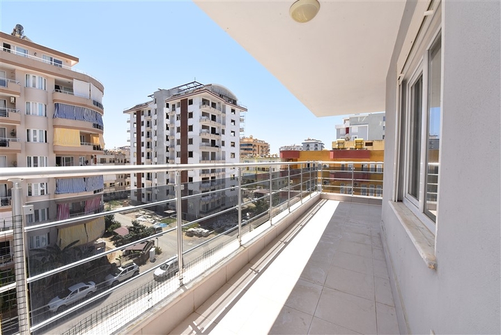 سعر مناسب -شقة 2 غرفة وصالة -في مهموتلار / الانيا