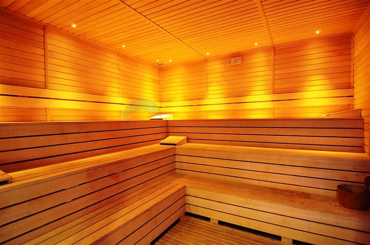 شقة 1+1 غرفة وصالة - في مجمع يضم كافة الخدمات -في مهموتلار / الانيا 