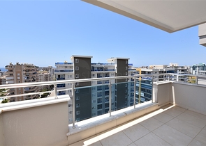 شقة 1+1 غرفة وصالة - في مجمع يضم كافة الخدمات -في مهموتلار / الانيا 