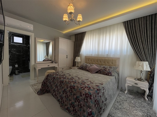 اطلالة بحر - شقة مميزة ضمن مجمع فاخر -في كارجي جاك / الانيا 