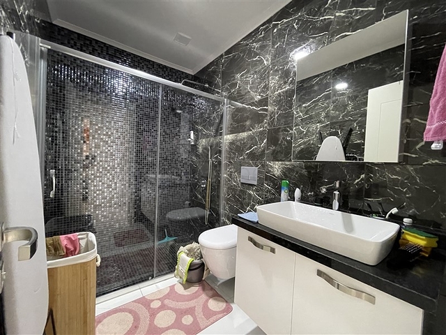 اطلالة بحر - شقة مميزة ضمن مجمع فاخر -في كارجي جاك / الانيا 