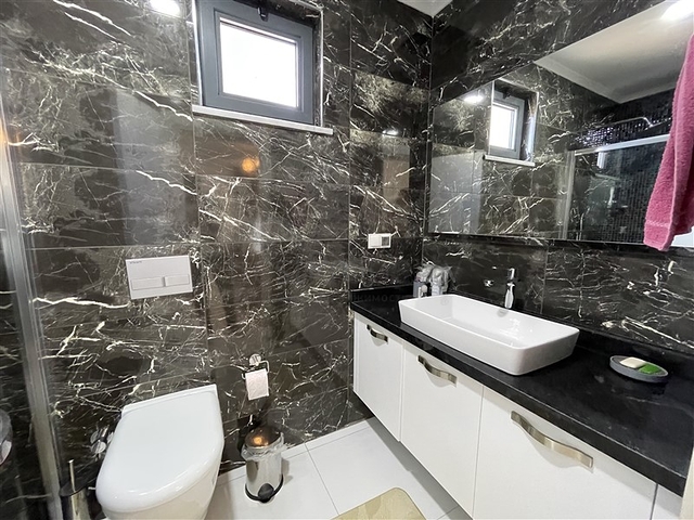 اطلالة بحر - شقة مميزة ضمن مجمع فاخر -في كارجي جاك / الانيا 