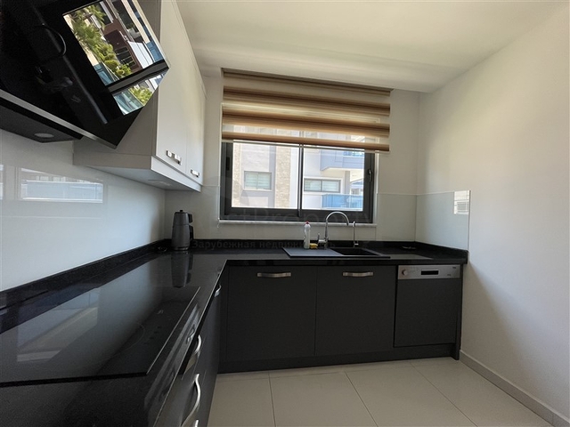 اطلالة بحر - شقة مميزة ضمن مجمع فاخر -في كارجي جاك / الانيا 