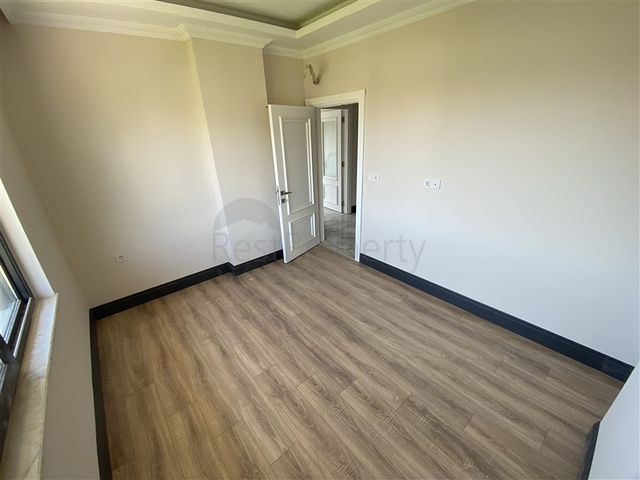 شقق ضمن مجمع جديد -قريبة من المشفى الحكومي في اوبا / الانيا 