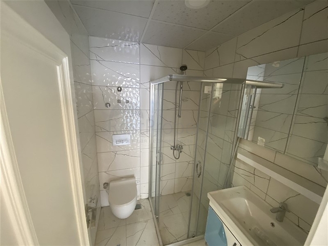 شقق ضمن مجمع جديد -قريبة من المشفى الحكومي في اوبا / الانيا 