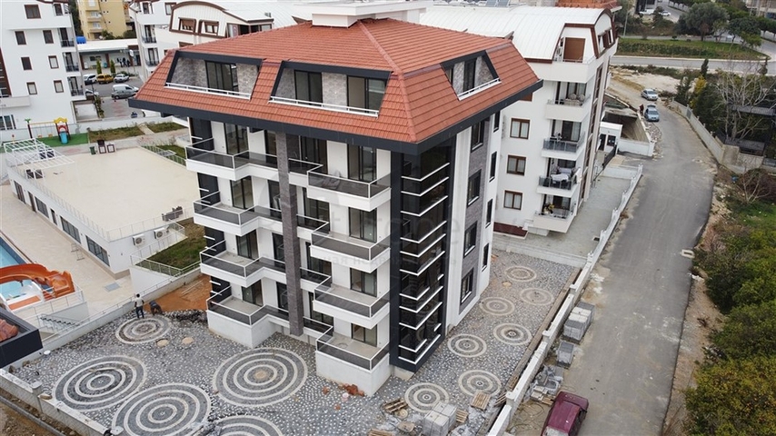 شقق ضمن مجمع جديد -قريبة من المشفى الحكومي في اوبا / الانيا 