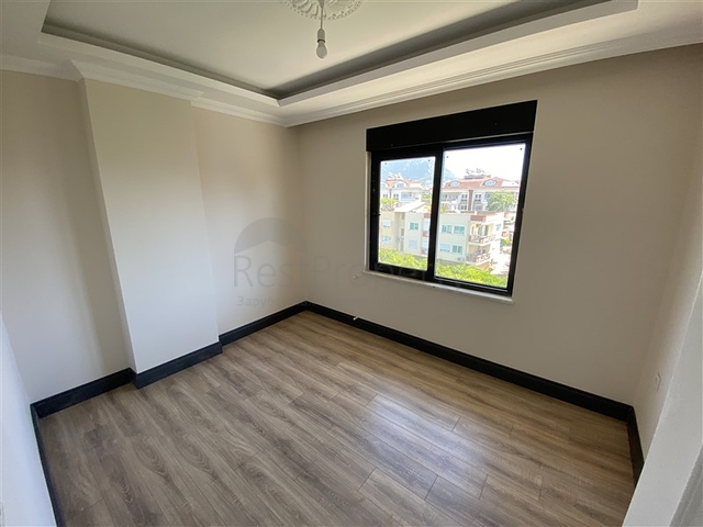 شقق ضمن مجمع جديد -قريبة من المشفى الحكومي في اوبا / الانيا 