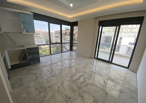 شقق ضمن مجمع جديد -قريبة من المشفى الحكومي في اوبا / الانيا 