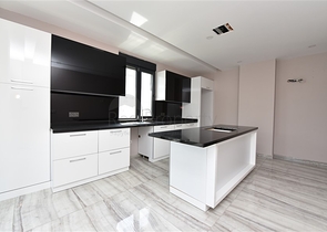 عرض مميز -شقق واسعة قريبة من البحر في مركز الانيا 