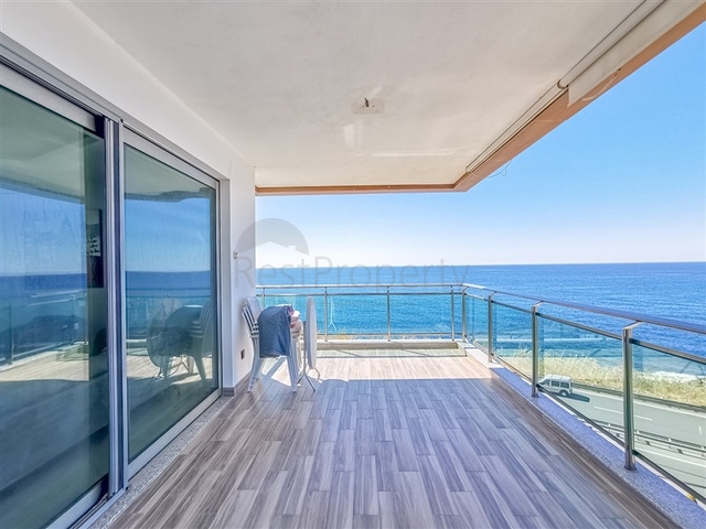 اطلالة بحر مباشرة - مجمع 5 نجوم - شقة 2 غرفة وصالة -في كارجي جاك / الانيا 