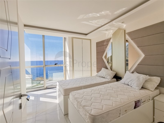 اطلالة بحر مباشرة - مجمع 5 نجوم - شقة 2 غرفة وصالة -في كارجي جاك / الانيا 