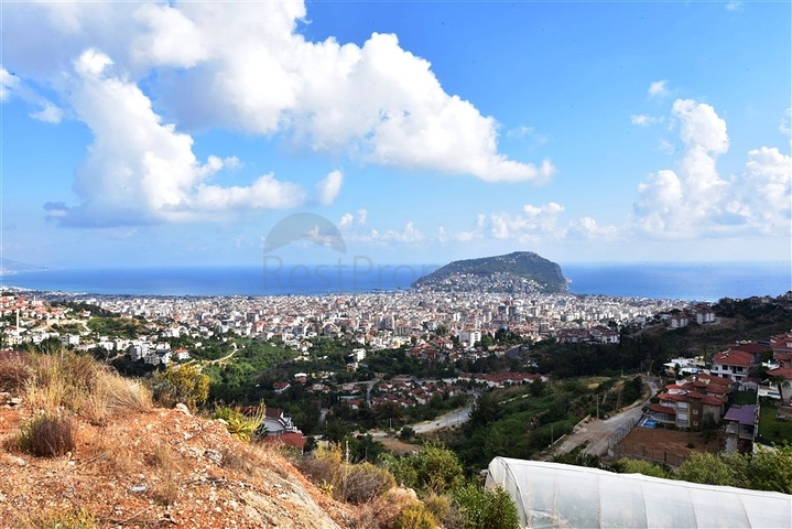 اطلالة بحر وقلعة -فيلا مستقلة مع مسبح خاص - في مركز الانيا