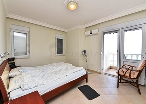 اطلالة بحر وقلعة -فيلا مستقلة مع مسبح خاص - في مركز الانيا