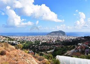 اطلالة بحر وقلعة -فيلا مستقلة مع مسبح خاص - في مركز الانيا