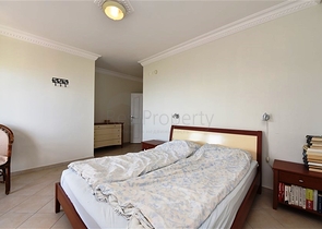 اطلالة بحر وقلعة -فيلا مستقلة مع مسبح خاص - في مركز الانيا