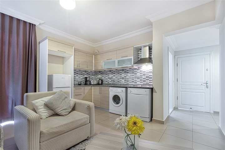 قريبة من البحر - وفي موقع مركزي ممتاز -شقة 2 غرفة وصالة -في اوبا / الانيا 