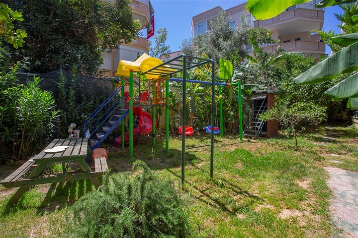 قريبة من البحر - وفي موقع مركزي ممتاز -شقة 2 غرفة وصالة -في اوبا / الانيا 