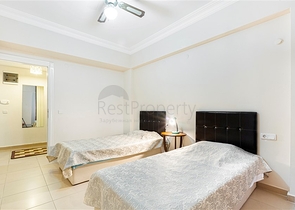 قريبة من البحر - وفي موقع مركزي ممتاز -شقة 2 غرفة وصالة -في اوبا / الانيا 