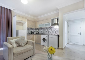 قريبة من البحر - وفي موقع مركزي ممتاز -شقة 2 غرفة وصالة -في اوبا / الانيا 