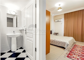 قريبة من البحر - وفي موقع مركزي ممتاز -شقة 2 غرفة وصالة -في اوبا / الانيا 