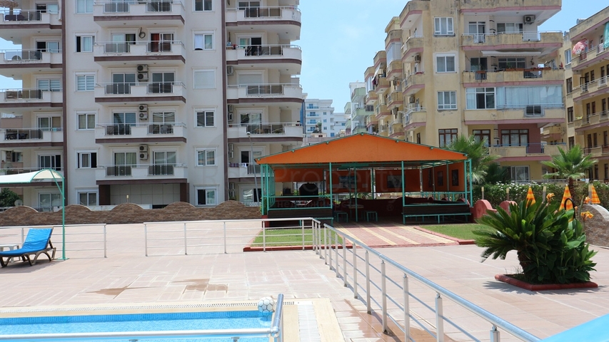 سعر اقتصادي - شقة استديو مفروشة ضمن مجمع سكني يضم خدمات -في مهموتلار / الانيا 