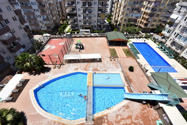 سعر اقتصادي - شقة استديو مفروشة ضمن مجمع سكني يضم خدمات -في مهموتلار / الانيا 