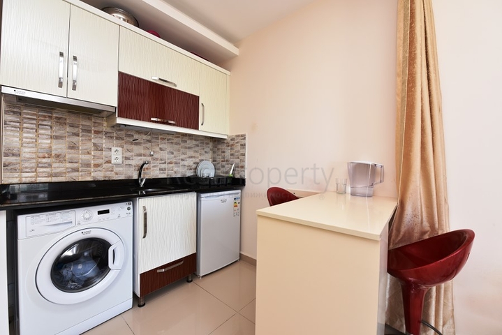 سعر اقتصادي - شقة استديو مفروشة ضمن مجمع سكني يضم خدمات -في مهموتلار / الانيا 